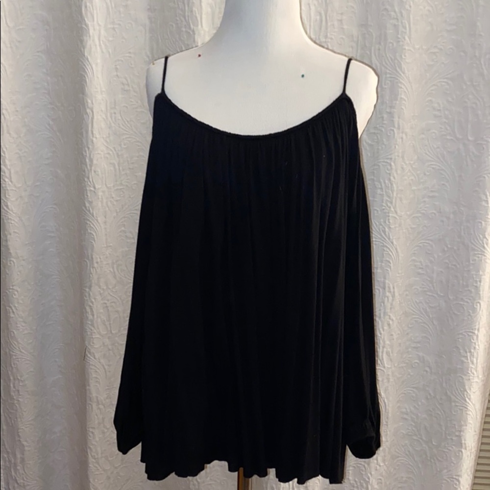 OFF THE SHOULDER BLACK BLOUSE